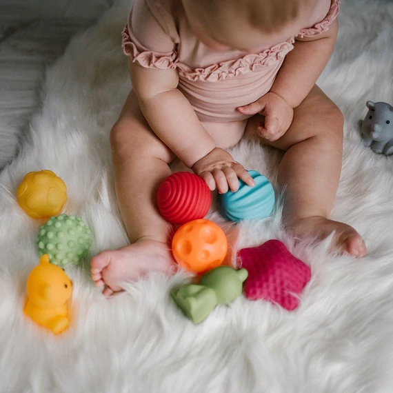 BabyOno érzékszerv fejlesztő játéklabdák - 6 db