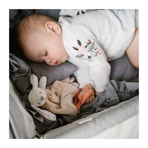 BabyOno szundikendő - Baby plüss nyuszi